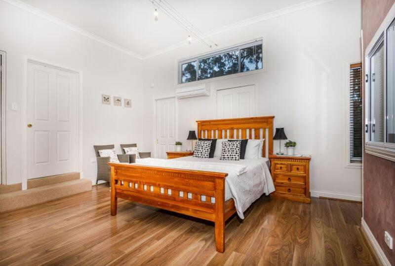 Inn The Tuarts Guest Lodge Busselton Accommodation - Adults Only Exterior foto