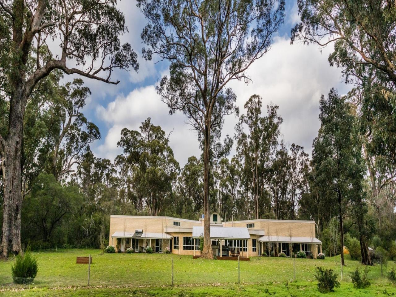 Inn The Tuarts Guest Lodge Busselton Accommodation - Adults Only Exterior foto
